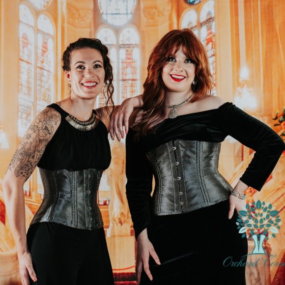 NEW Discontinued Orchard Corset Black & Silver Metallic Brocade Underbust 26 in - Picture 3 of 3